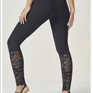 Fabletics Carlota Legging - Black -Regular M/6-8